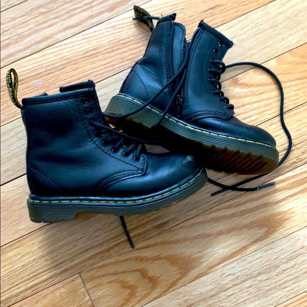 Kids dr marten combat boots